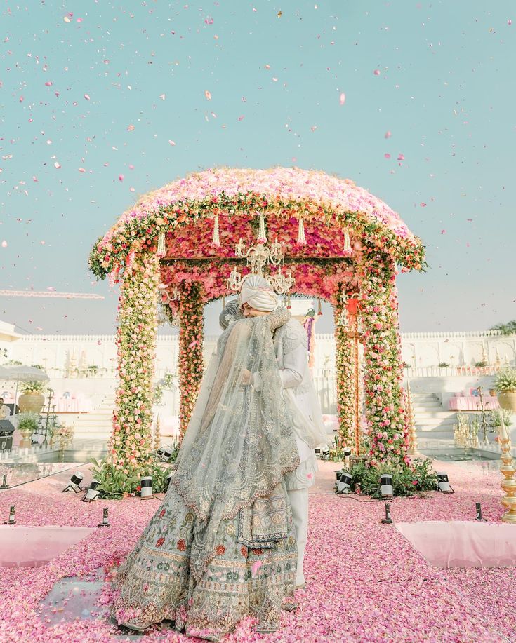 e5197032a1c5cd53f4e445cfde24afe2